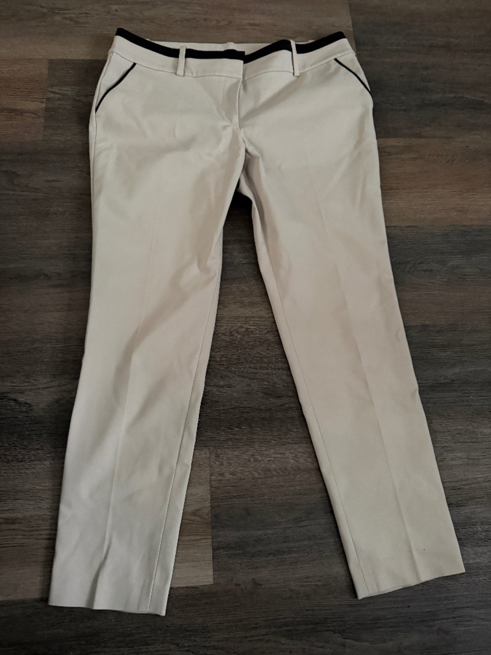 Ann Taylor tan trousers size 12 career beige pants black trim pockets preppy